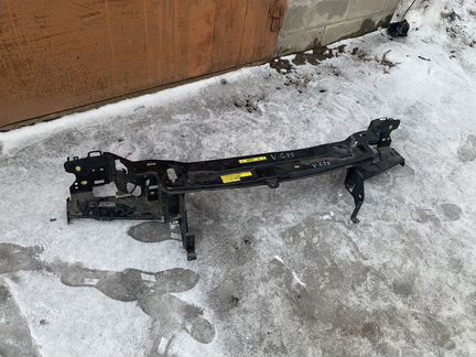 Volvo XC90 телевизор передняя панель