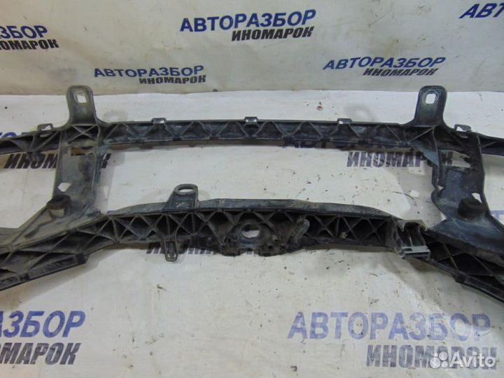 Рамка радиатора передняя Ford Focus 2 DA 2005-2008