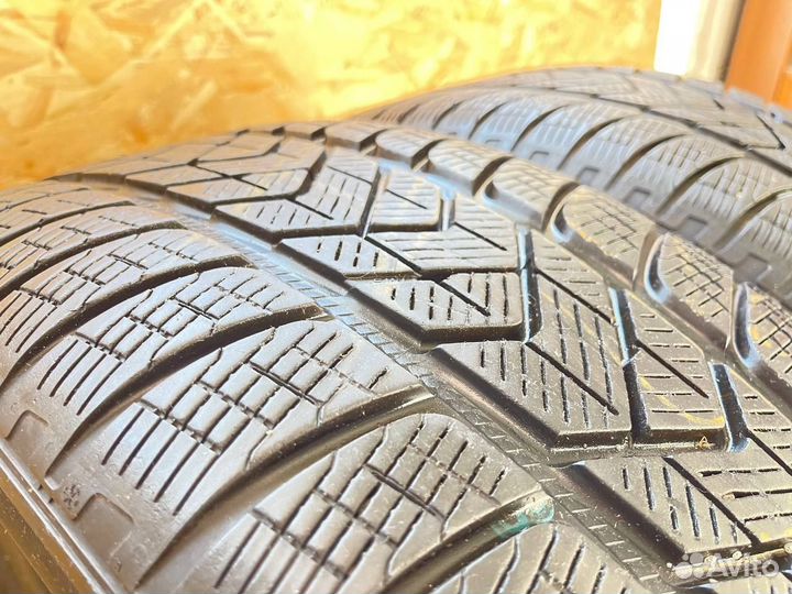 Pirelli Scorpion Winter 245/50 R20