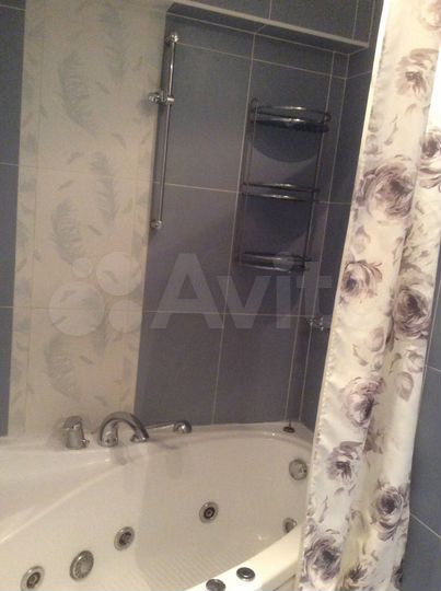 3-к. квартира, 72 м², 4/5 эт.