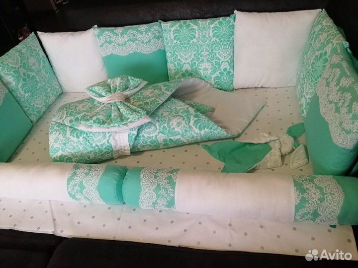 Бортики и балдахин в кроватку