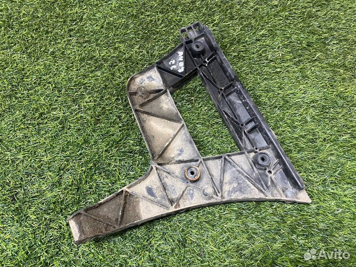 Кронштейн задний левый Audi A4 B8 1.8 T 2009