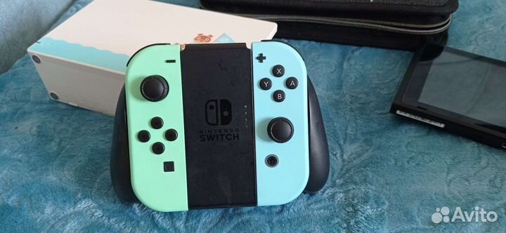 Nintendo switch animal crossing edition