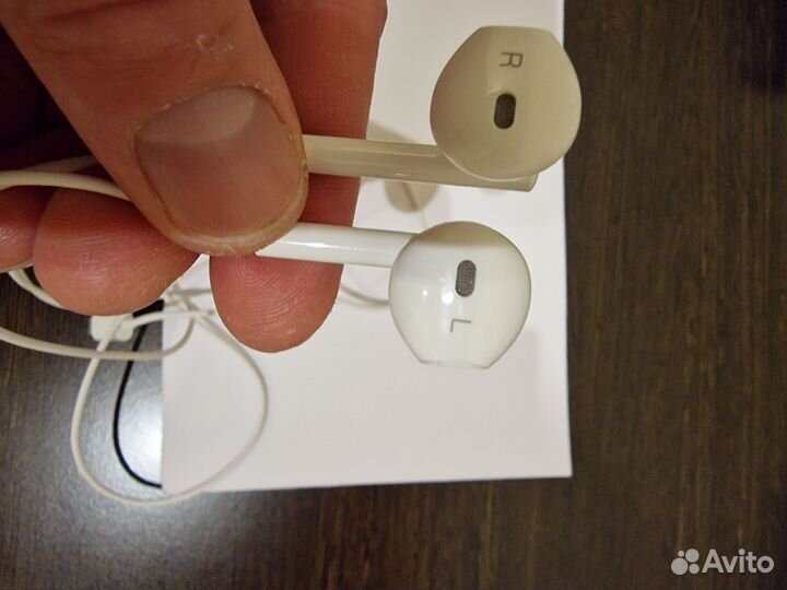 Проводные наушники samsung новые