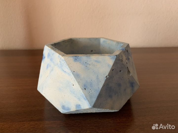 Кашпо горшок для цветов