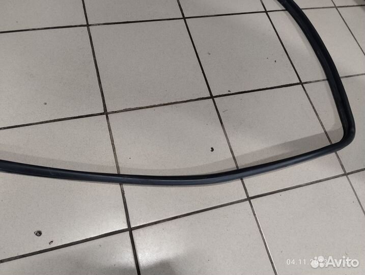 Уплoтнитель прoемa двери передней левой Еmgrand Х7