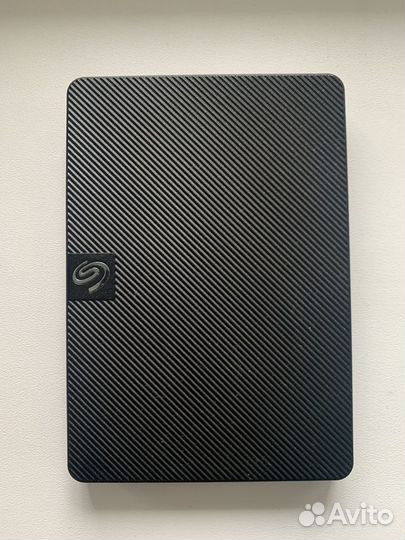 Внешний жесткий диск Seagate 1tb