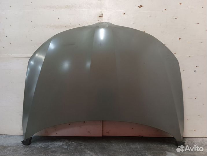 Капот Skoda Rapid 2012