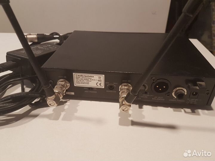 Приемник Audio-Technica ATW-2100aU