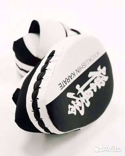 Лапа из натуральной кожи киокушинкай