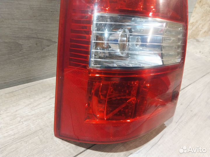 Фонарь левый Hyundai Tucson 1 JM 92401-2E0