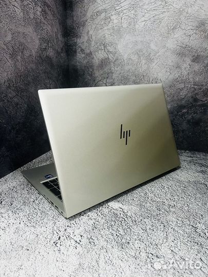 Hp EliteBook 850 G8 i7 - 1185G7 / 32gb