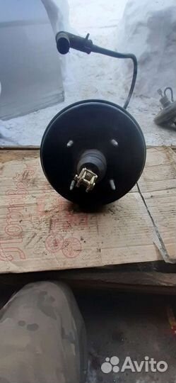 Вакуумный усилитель тормозов Toyota Avensis 2