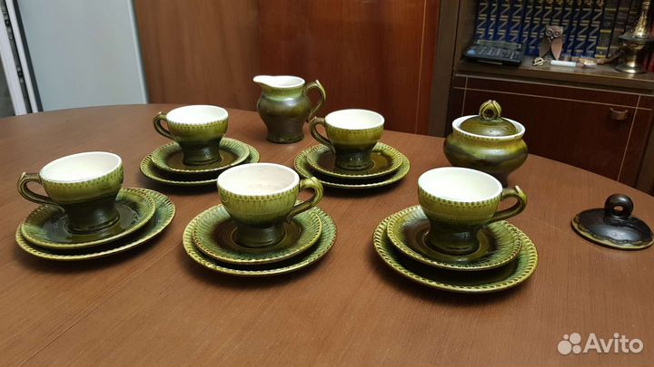 Сервиз зик СССР зелёный 17 предметов