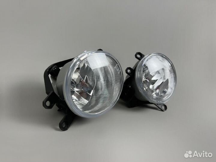 Туманки Toyota Noah 80 с 2018 dlaa TY1730 N2372