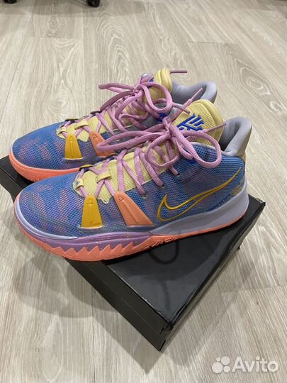 Баскетбольные кроссовки nike kyrie 7