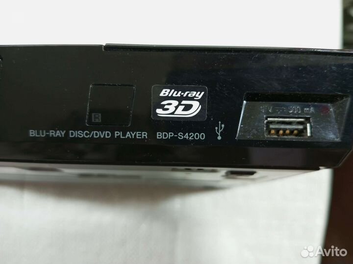 Мультимедиа проигрыватель sony BDP-S4200