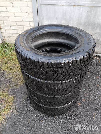 Michelin X-Ice 215/65 R16