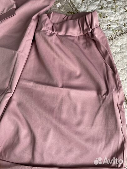 Костюм женский