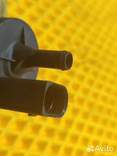 Клапан вентиляции бака Volkswagen Touareg GP 3.2