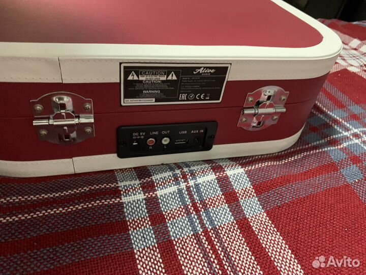 Виниловый проигрыватель alive