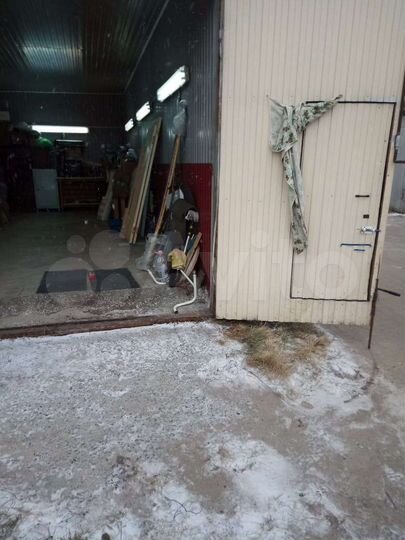 Гараж, > 30 м²