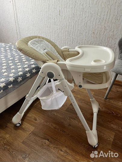 Стульчик для кормления Tommy Wow wow Бежевый