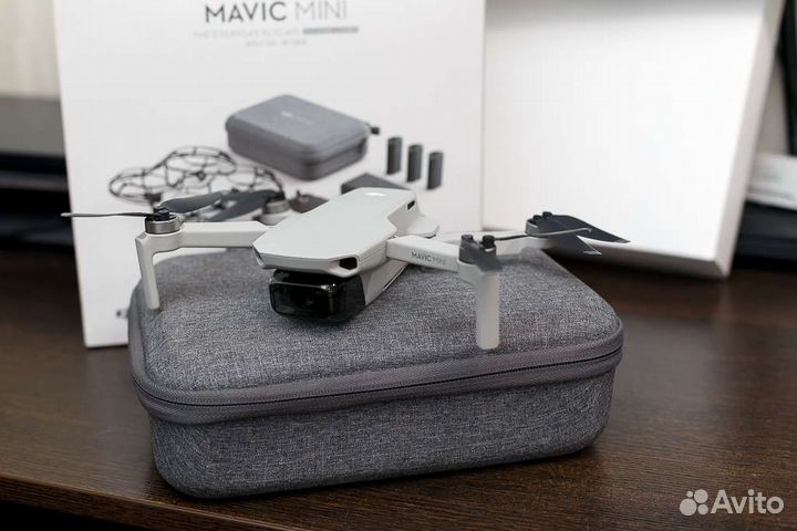 Квадрокоптер DJI Mavic Mini Fly More Combo