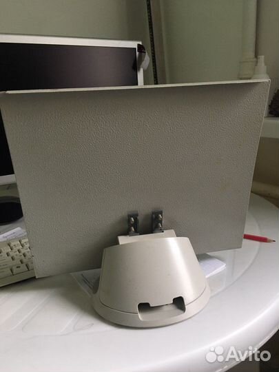 Подставка для книг бесплатно