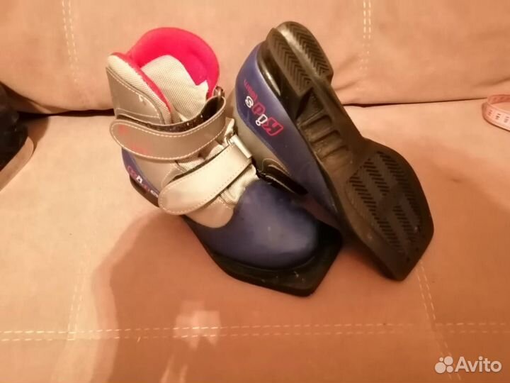 Лыжные ботинки