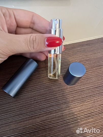 Tom ford oud wood 5 ml парфюм