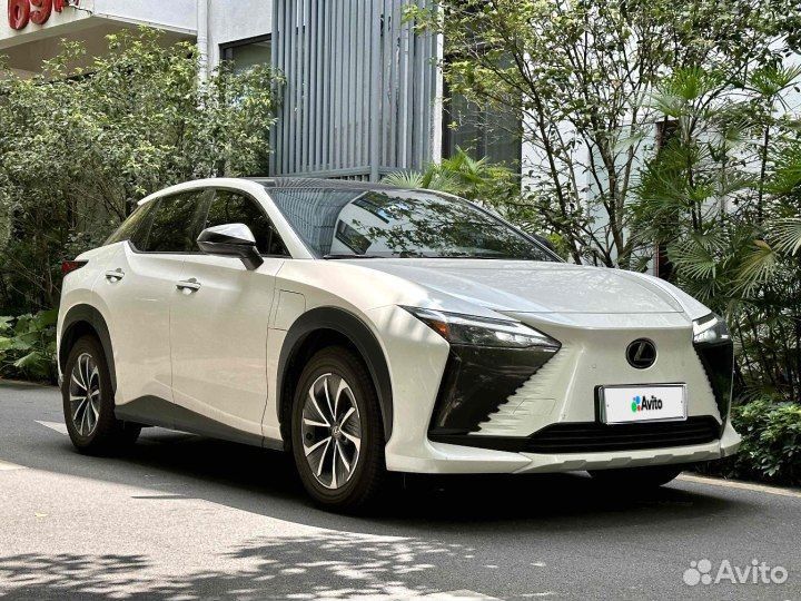 Lexus RZ AT, 2023, 300 км