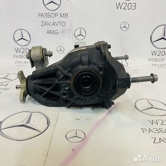Задний редуктор Mercedes W204