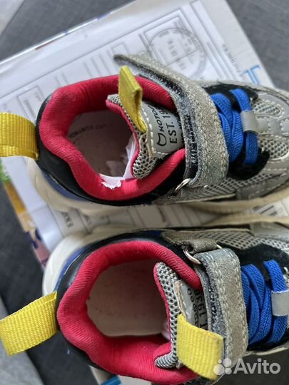 Кроссовки котофей 21