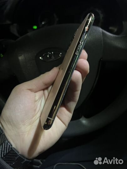 iPhone 11 Pro, 64 ГБ