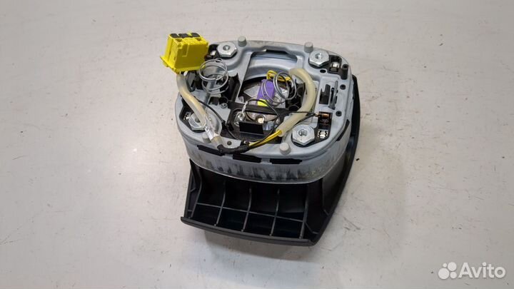 Подушка безопасности водителя Skoda Fabia