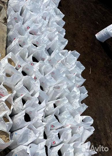 Перегной в мешках