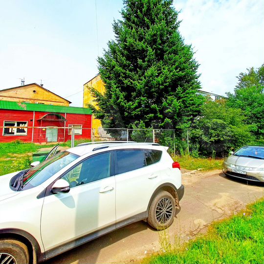 Здание 350м² /земля 800м²