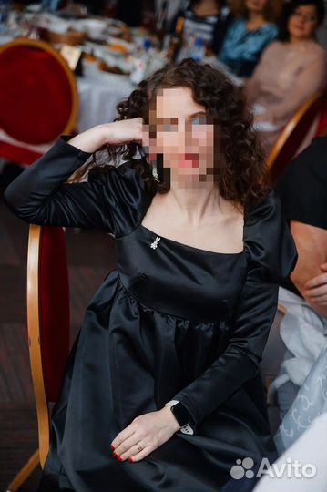 Платье женское