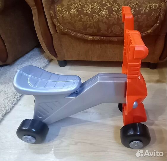 Беговел - каталка