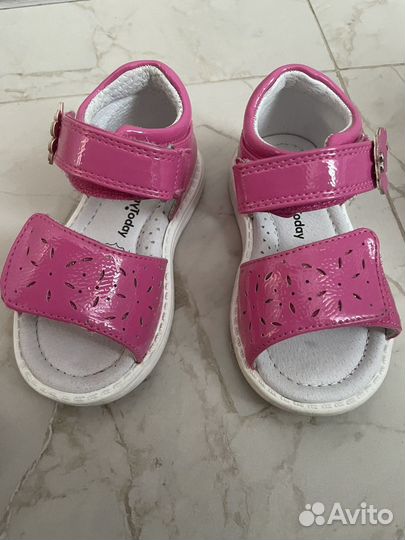 Босоножки для девочки