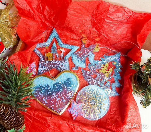 Ёлочные украшения в подарочной упаковке