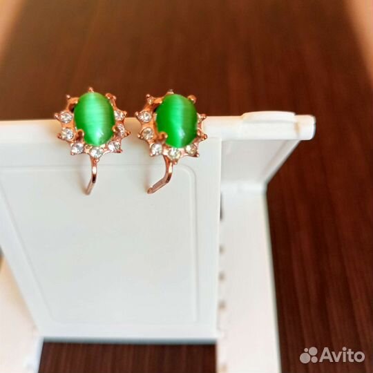 Серьги бижутерия