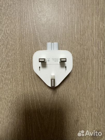 Сетевой адаптер Apple