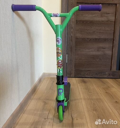 Уникальный трюковой самокат для ребенка