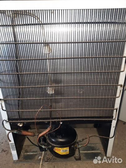 Морозилка Бирюса-14