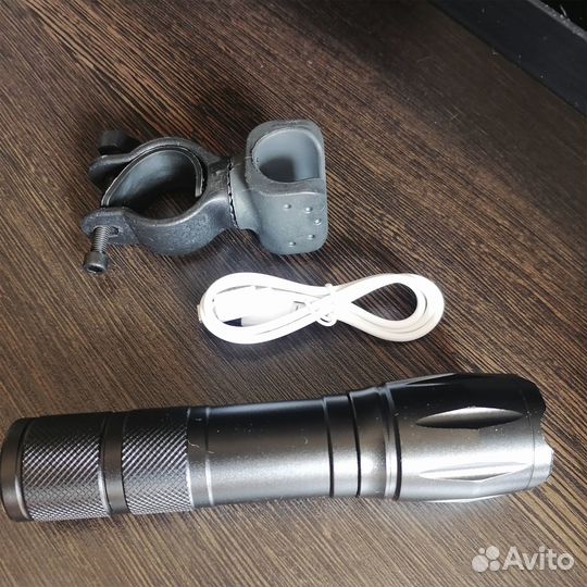 Велофонарь передний с креплением