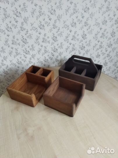 Салфетница деревянная из дуба с ручкой