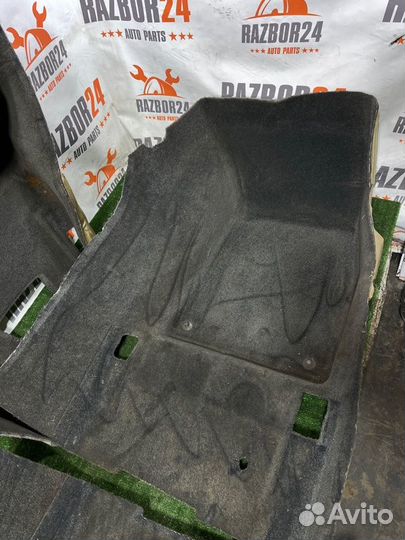 Обшивка пола Audi A8 4E2 BFM 2002 (б/у)