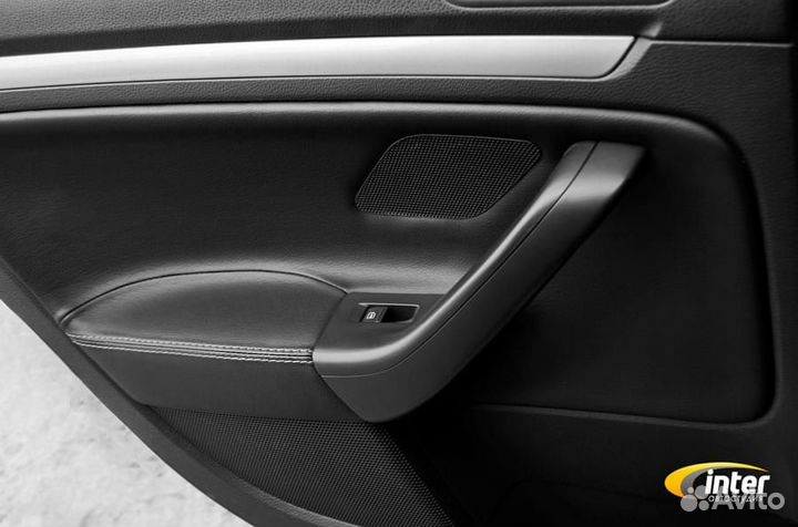 Декоративные вставки двери VW Jetta 5